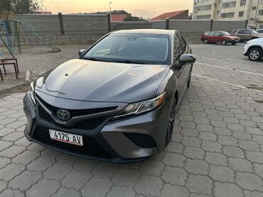 авто машина автомат: Toyota Camry: 2019 г., 2.5 л, Автомат, Бензин