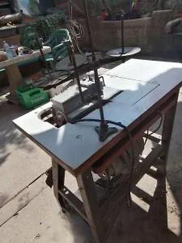 Industrijske šivaće mašine: Industrijska šivaća mašina sa postoljem i radnim stolom - Teški — 16