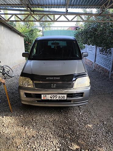 степ багаж: Honda Stepwgn: 2001 г., Автомат, Минивэн — 3