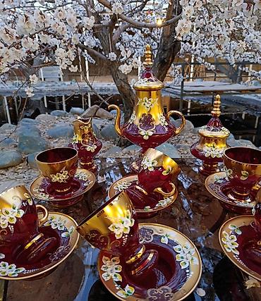 ev əşyaları adları: Çexyanin bogema çay servisi — 2