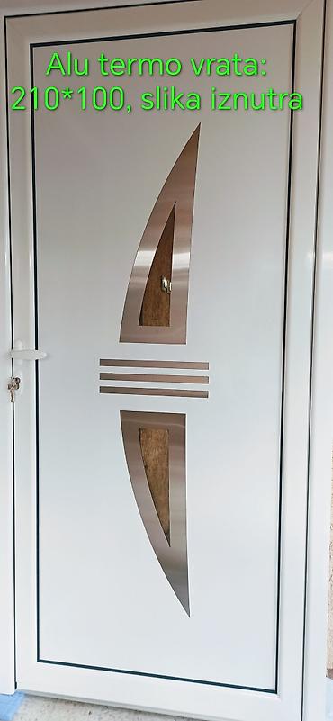 bez kuhinja: Alu termo ulazna vrata – dimenzije 210 × 100 cm (fotografija iznutra) — 1