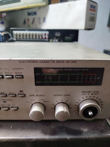 blaupunkt: Электронная кассетная дека Blaupunkt XC-240 - Полноразмерная — 2
