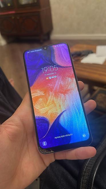 samsung tab a sm 515: Samsung Galaxy A50, 128 GB, rəng - Ağ, Barmaq izi — 2