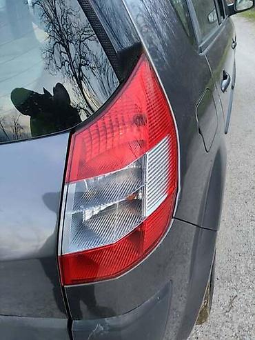 pedale: DESNA STOP LAMPA SENIK 2 ZA RENAULT SCENIC — 1