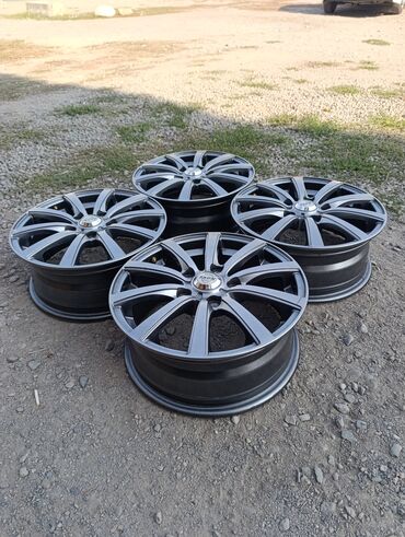 Диски: Литые Диски R 15 Комплект, отверстий - 5, Б/у at lalafo.kg — 11 Диски: Литые Диски R 15 Комплект, отверстий - 5, Б/у — 11