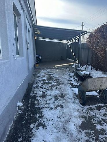 Продажа коттеджей и домов: Угловой участок в начале Пригородного, можно поделить на два. • — 2