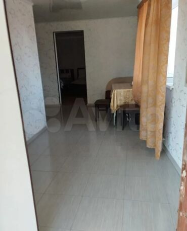 Uzunmüddətli kirayə mənzillər: Salamunaleykum Menzil kiraye verilir öz menzilimdir iki mertebelidir — 8