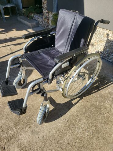 Invalidska kolica: Invalidska (ručna) kolica – aluminijumski ram - Stabilna, lagana — 4