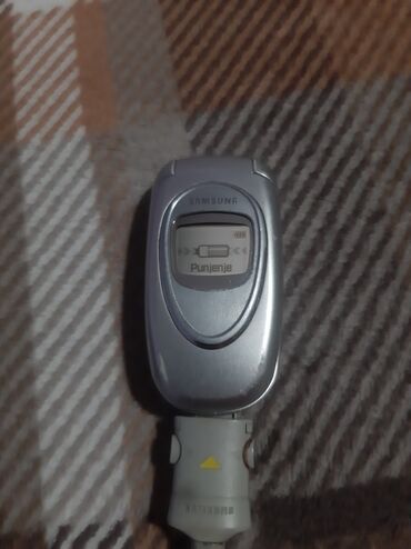 Samsung: Samsug sgh x460 ispravan telefon radi na sve mreze,baterija na lalafo.rs — 10 Samsung: Samsug sgh x460 ispravan telefon radi na sve mreze,baterija — 10