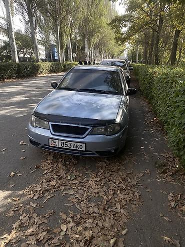 Daewoo Nexia: 2011 г., 1.6 л, Механика, Бензин, Седан