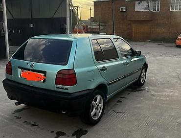Volkswagen: Volkswagen Golf: 1993 г., 1.8 л, Механика, Бензин, Хэтчбэк — 2
