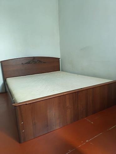 İşlənmiş, İkinəfərlik çarpayı