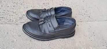 спортивные костюмы пума: Туфли отличные, качественные, 31 рр