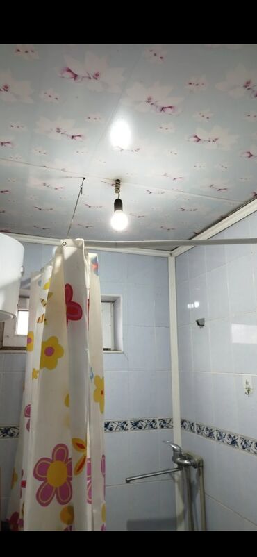 частный дом на аренду: 65 м², 4 комнаты, Парковка, Забор, огорожен