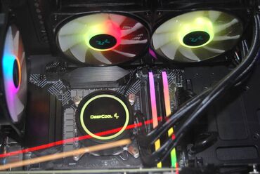 Digər kompüter aksesuarları: 1.DeepCool MATREXX 50 MESH 4FS 2.DeepCool PF750 750W 80 PLUS® Power — 5