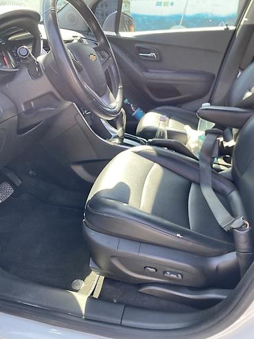 spark 7: Chevrolet Trax: 2019 г., 1.6 л, Автомат, Дизель, Кроссовер — 8