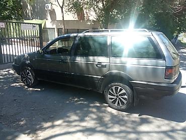 range over: Volkswagen Passat Variant: 1990 г., 1.8 л, Универсал — 4