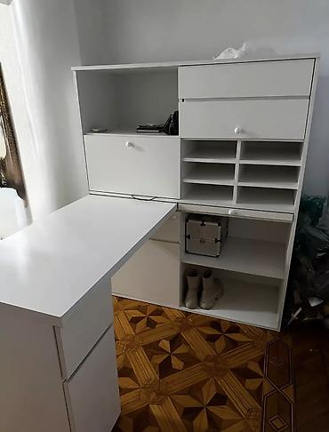 komputer stolustu: Künc masa, Stulsuz, Polkalı, Siyirməli — 1