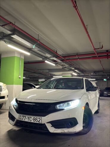 Honda: Honda Civic: 2 л | 2015 г. Седан