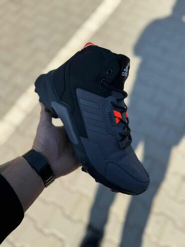Čizme: Čizme, Adidas, veličina - 46 na lalafo.rs — 8 Čizme: Čizme, Adidas, veličina - 46 — 8