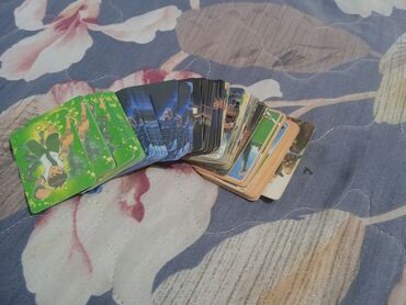 Игрушки: Продаю карточки 104 штук