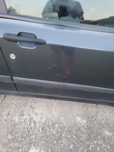 Fiat: Vlasnik 7 godina,2 kljuca,redovno odrzavan,do velikog servisa — 7