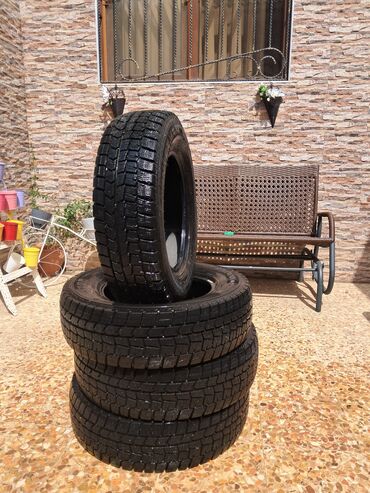 Диски: Б/у Шина Dunlop 185 / 70 / R 14