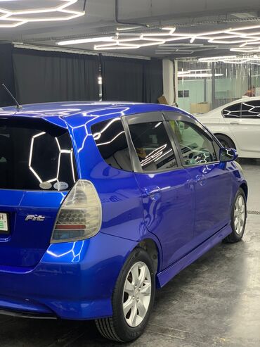Honda: Honda Fit: 2007 г., 1.5 л, Автомат, Бензин, Хэтчбэк