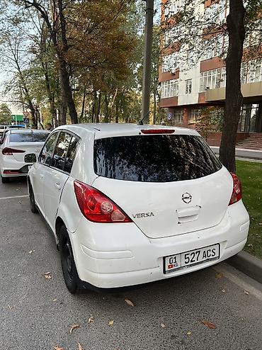 Nissan: Nissan Tiida: 2006 г., 2 л, Механика, Бензин, Хэтчбэк — 3