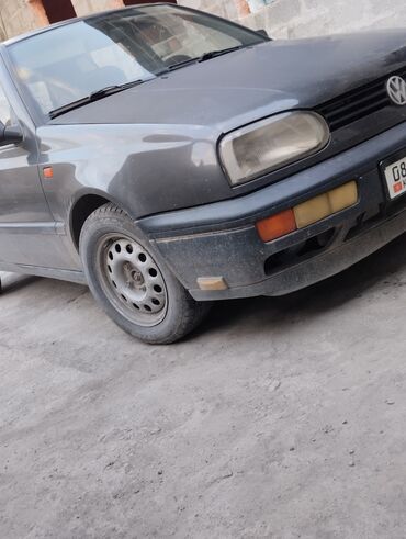 знак аварийной остановки: Volkswagen Golf: 1992 г., 1.3 л, Механика, Бензин, Хэтчбэк