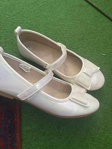 ugg puma: Dečije baletanke – bele, sa mašnicom i kaišićem na čičak - Model — 1