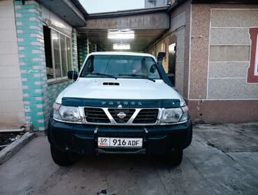 Nissan: Nissan Patrol: 2002 г., 3 л, Механика, Дизель, Внедорожник