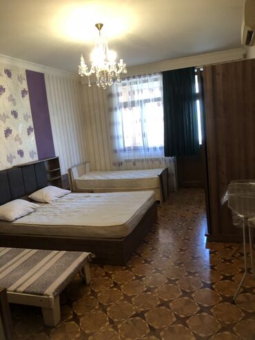 Mənzil kirayələyirəm: 4 otaqlı, 110 kv. m — 6