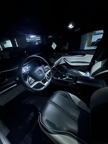 byd e1: Zeekr : | 2022 г. Седан — 3
