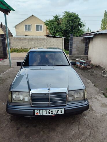 мерседес пассажирский: Mercedes-Benz W124: 1993 г., 2.2 л, Механика, Бензин, Седан