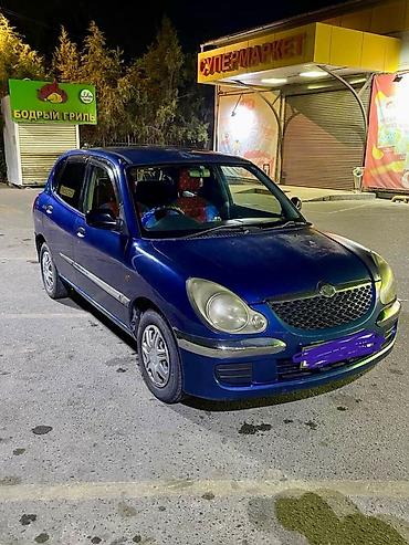 Toyota: Toyota Дуэт: 2003 г., 0.9 л, Автомат, Бензин, Хэтчбэк — 3