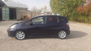 Honda: Honda Fit: 2010 г., 1.5 л, Автомат, Бензин, Хэтчбэк — 3