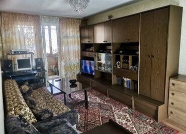 Продажа домов: 3 комнаты, 58 м², 104 серия, 3 этаж, Старый ремонт