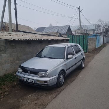 дешёвый машина: Volkswagen Golf: 1992 г., 1.8 л, Механика, Бензин, Хэтчбэк