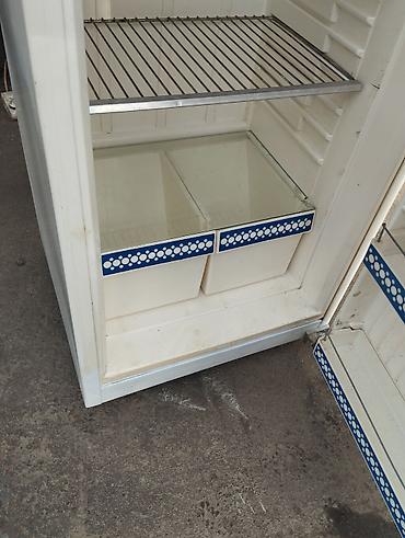 Ремонт холодильников, морозильников: Однодверный холодильник (морозильный шкаф) белого цвета. Основные — 9
