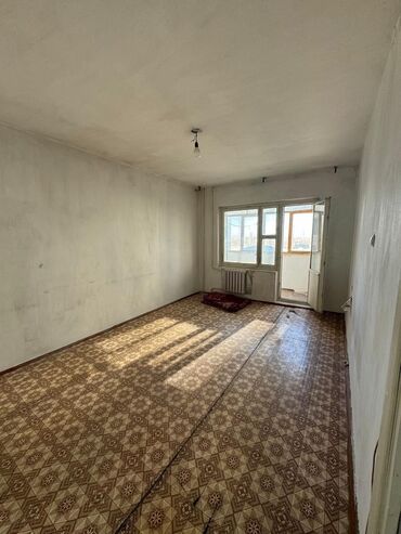1ком кварт 105серии: 1 бөлмө, 33 кв. м, 105-серия, 5 кабат, Эски ремонт