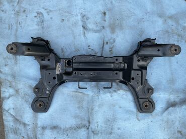 Digər avtomobil ehtiyat hissələri: Kia ceed traversləri. Hyundai sonata, hyundai i30, hyundai matrix, kia — 13