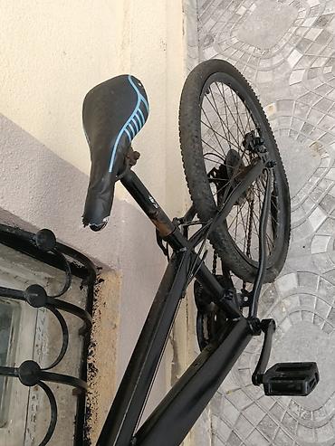 velosipedler 28: Şəhər və yüngül off-road üçün universal dağ velosipedi - Rəng: mat — 5