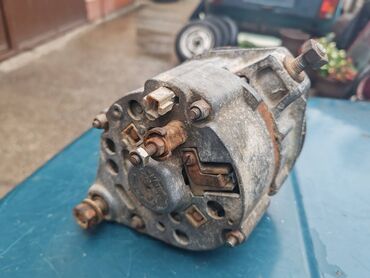 Auto delovi: Alternator Lada 2107 Riva, Lada 2121 Niva 1.6 br.2 . Polovno, ocuvano — 5