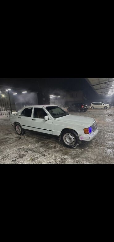 Mercedes-Benz: Mercedes-Benz 190: 1987 г., 2 л, Механика, Бензин, Седан