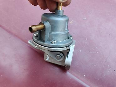 apatin auto delovi: Pumpa goriva-AC pumpa Lada 2121,21213 Niva,7 Riva br.2 Polovno — 9