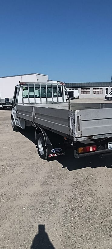 Yük maşınları: Ford Transit pikap/döngə bortlu yük maşını Xüsusiyyətlər: - — 2