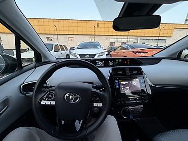 оптика: Toyota Prius: 2019 г., 1.8 л, Автомат, Гибрид, Хэтчбэк — 8
