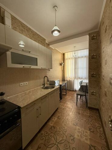 долгосрочные квартиры в аламедин 1: 1 бөлмө, 35 кв. м, Элитка, 4 кабат, Евроремонт