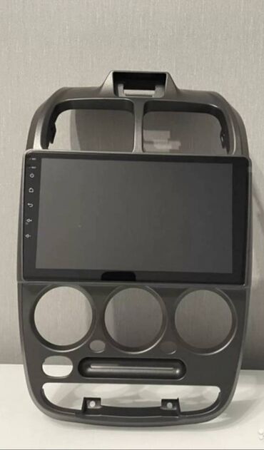 hyundai manitor: Hyundai accent 2005 android monitor bundan başqa hər növ avtomobi̇l